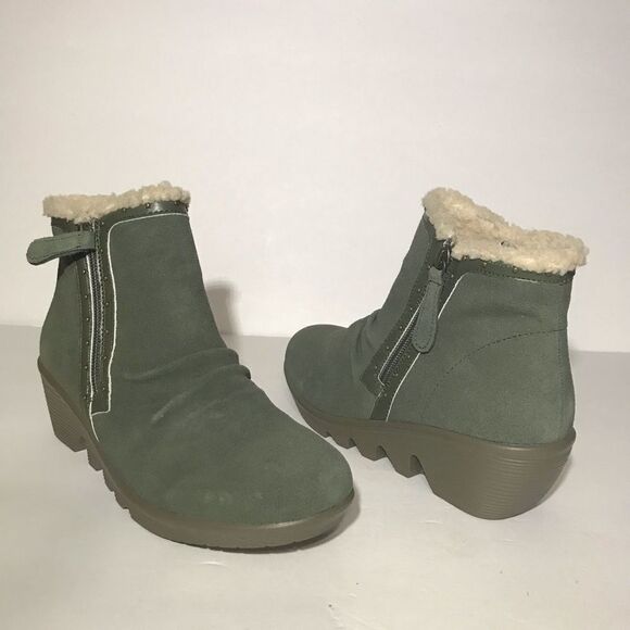 Skechers Jumper Studded Sherpa Trim Bootie - Picture 3 of 7